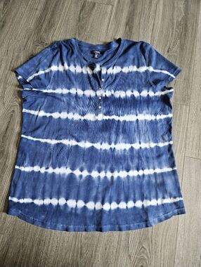 Chaps Blue & White Tie-Dye Long Sleeve Soft Button Henley Top 1X